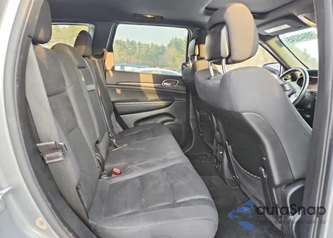 2015 Jeep Grand Cherokee Laredo z USA, uszkodzony, nr VIN 1C4RJFAG7FC834728